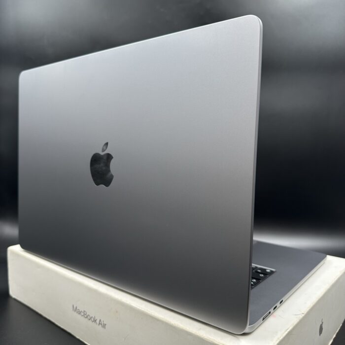 Macbook Air M2 15-inch 8GB 256GB Midnight - Image 3