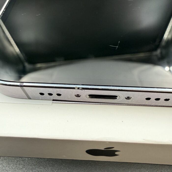 iPhone 14 Pro 256GB Deep Purple - Image 13