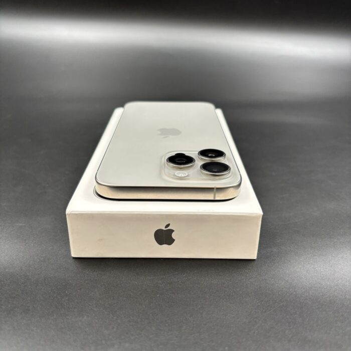 iPhone 16 Pro Max 512GB Natural Titanium - Image 6