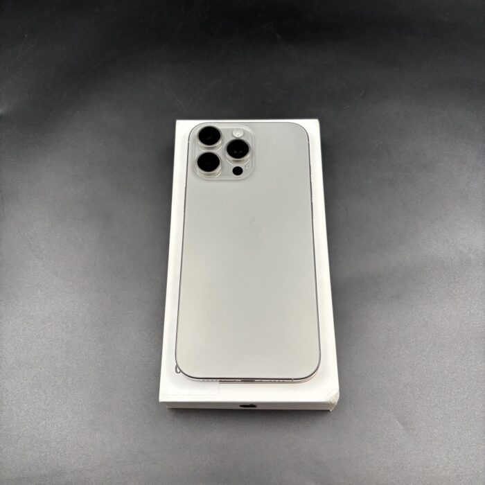iPhone 16 Pro Max 512GB Natural Titanium - Image 8