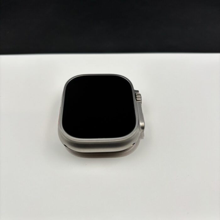 Apple Watch Ultra 2 49MM Natural Titanium Olive Alpine Loop - Image 3