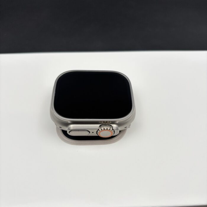 Apple Watch Ultra 2 49MM Natural Titanium Olive Alpine Loop - Image 4