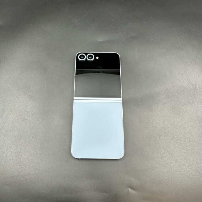 Samsung Galaxy Z Flip 6 256GB Blue - Image 7