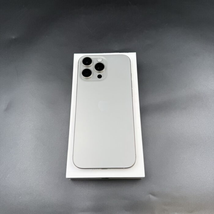 iPhone 16 Pro Max 256GB Natural Titanium - Image 8