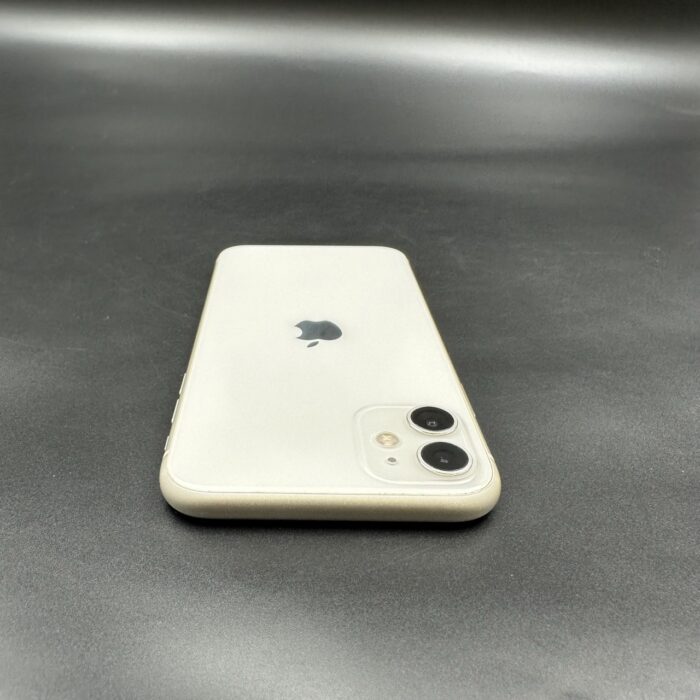 iPhone 11 256GB White - Image 5