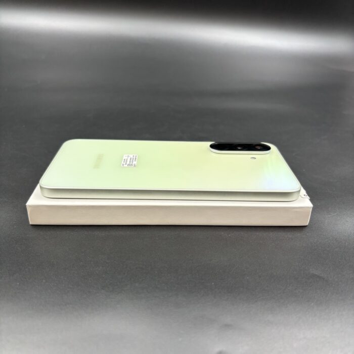 Samsung Galaxy A36 128GB Lime - Image 5