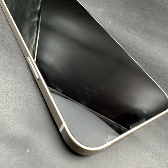 iPhone 13 128GB Starlight - Image 6