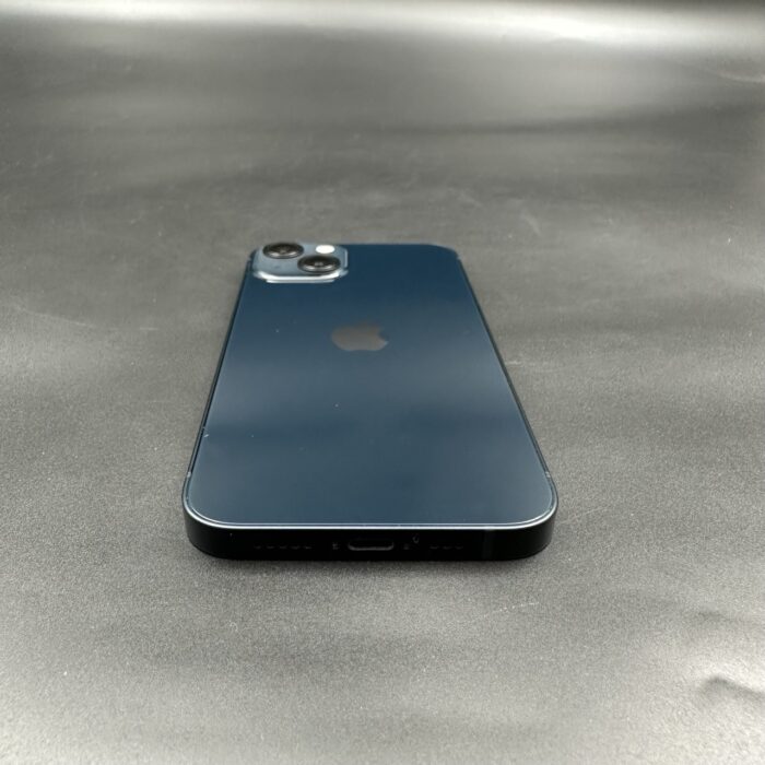 iPhone 13 128GB Midnight - Image 3