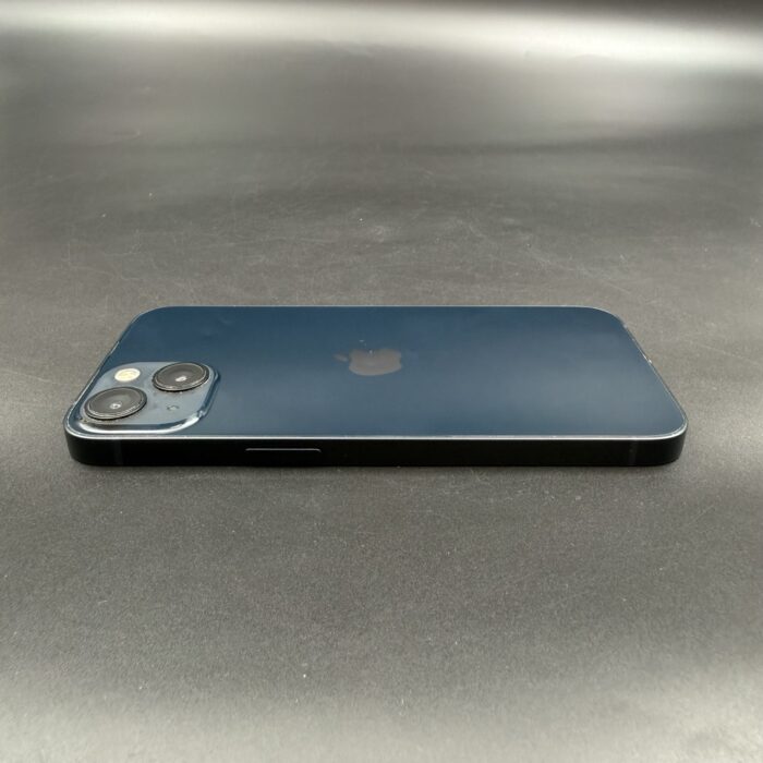 iPhone 13 128GB Midnight - Image 2