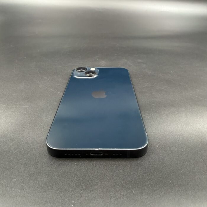 iPhone 13 128GB Midnight - Image 3