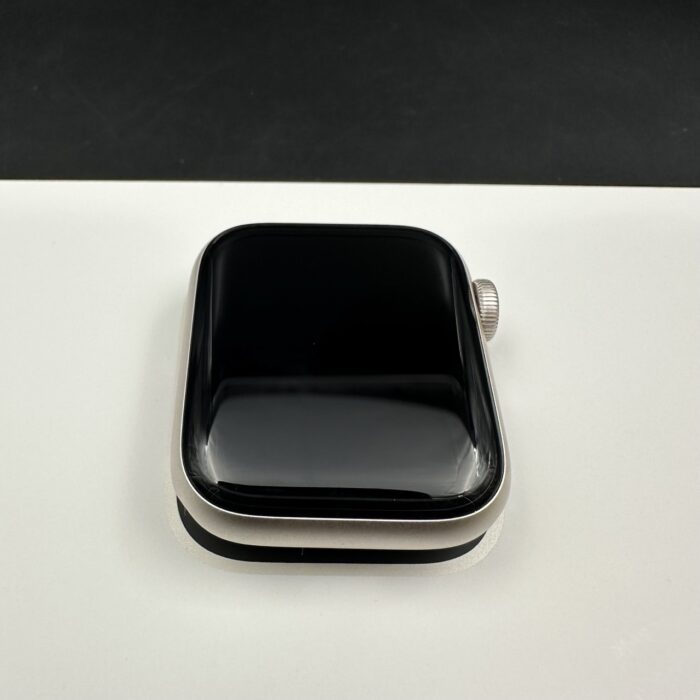 Apple Watch SE (2nd Gen) 40MM Starlight - Image 3