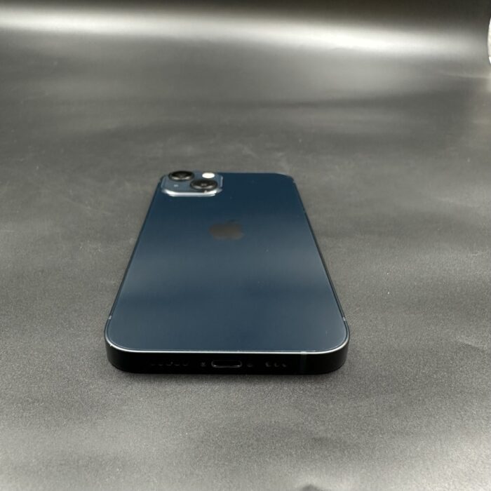 iPhone 13 128GB Midnight - Image 3
