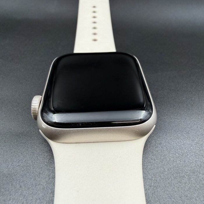Apple Watch SE (2nd Gen) 40MM Starlight - Image 5