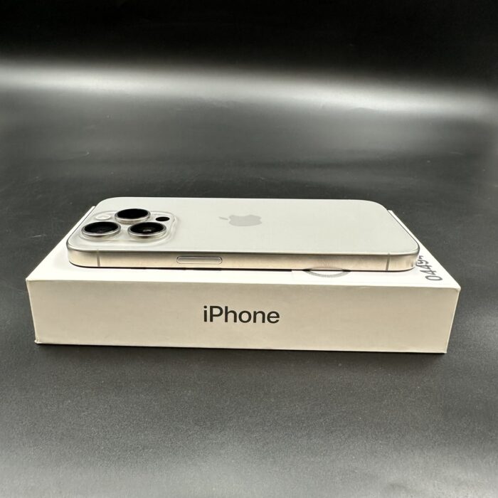 iPhone 15 Pro 256GB Natural Titanium - Image 3
