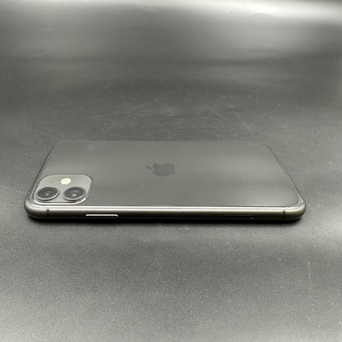 iPhone 11 64GB Black - Image 2