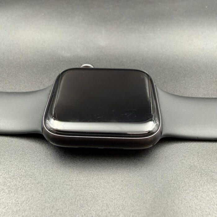 Apple Watch Series 6 44MM Space Grey - Image 2