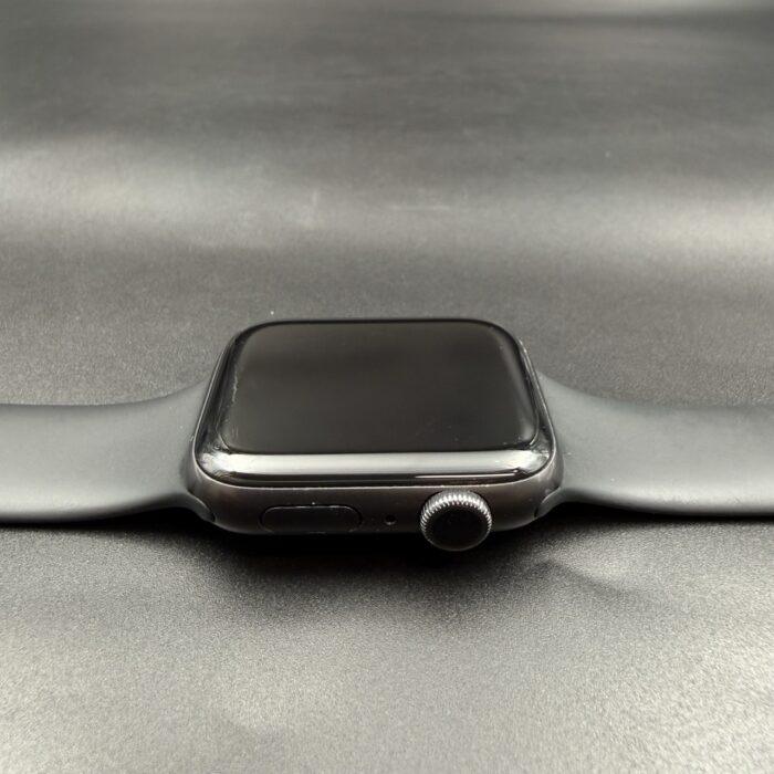 Apple Watch Series 6 44MM Space Grey - Image 5