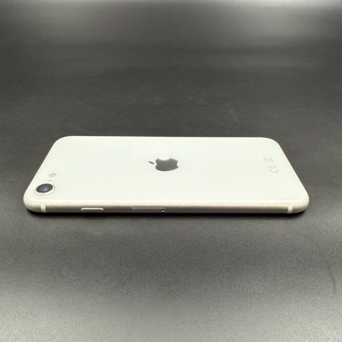 iPhone SE (2nd Gen) 64GB Silver - Image 2