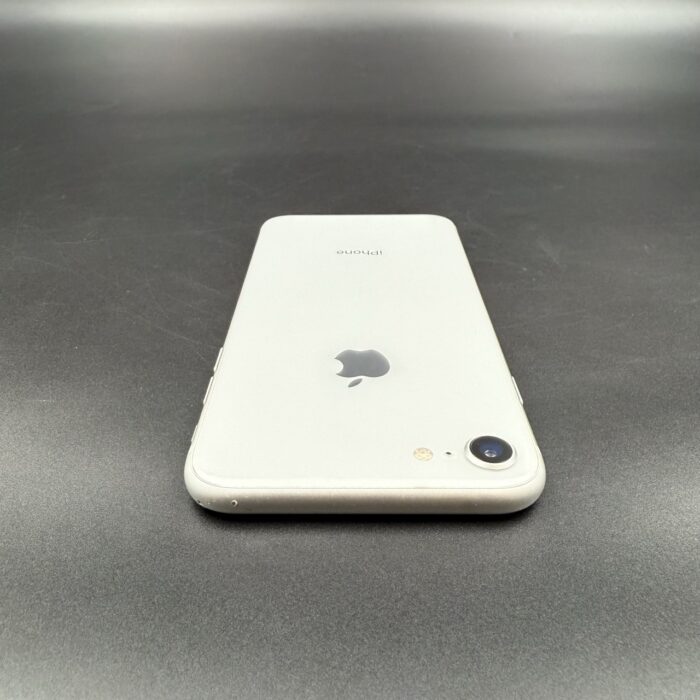 iPhone 8 64GB Silver - Image 6