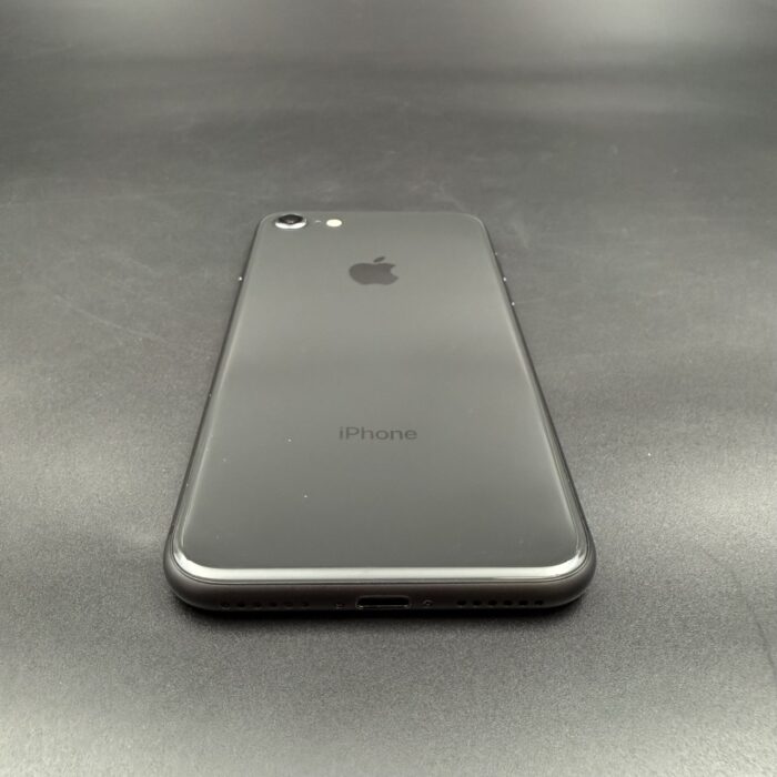 iPhone 8 64GB Space Grey - Image 3