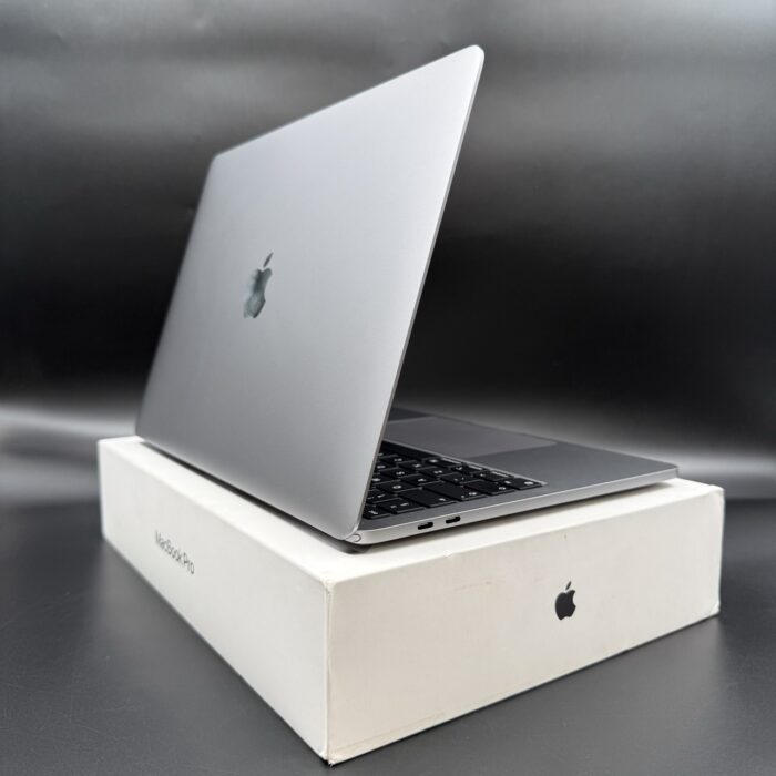 Macbook Pro M1 13" 512GB | 8GB Ram | Space Grey - Image 3