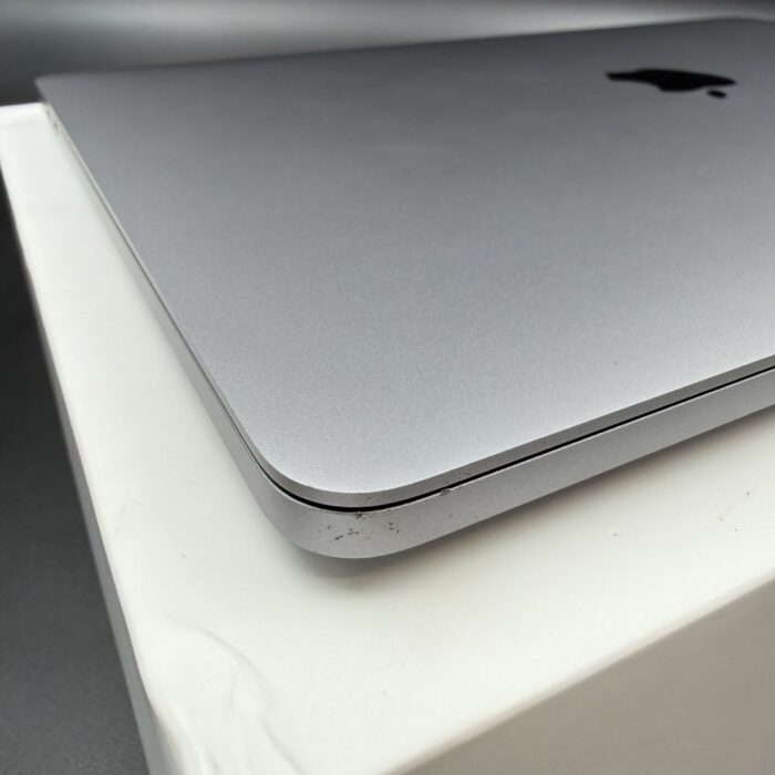 Macbook Pro M1 13" 512GB | 8GB Ram | Space Grey - Image 6