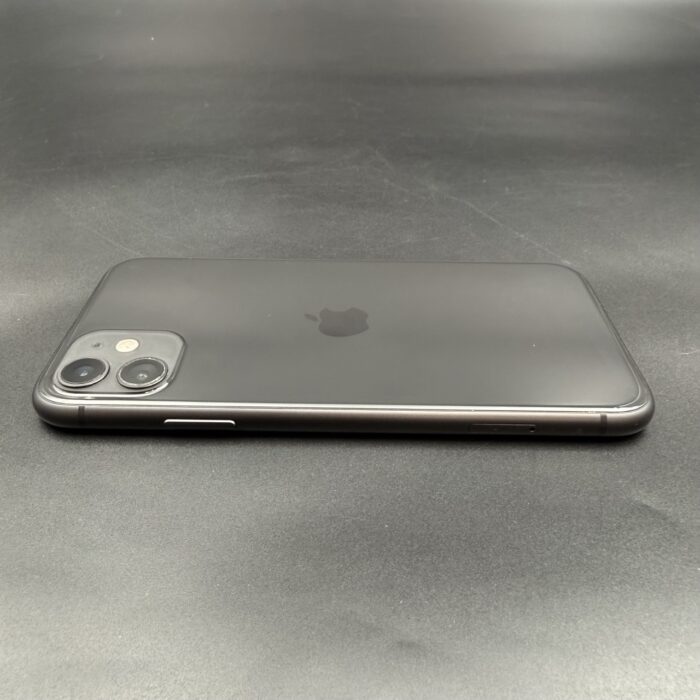 iPhone 11 128GB Black - Image 2