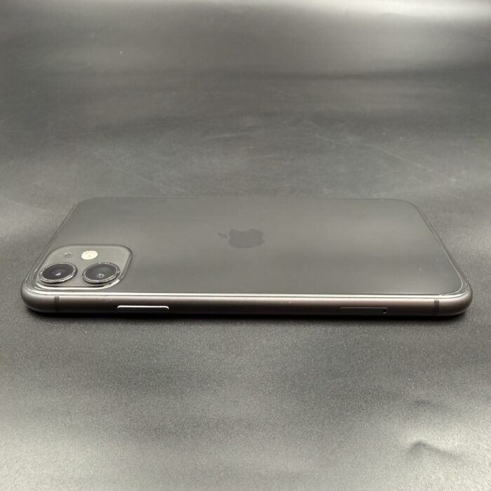 iPhone 11 128GB Black - Image 2