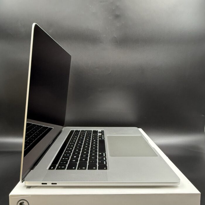 Macbook Pro 16" 2019 Core i9 | 1TB | 16GB Ram - Image 4