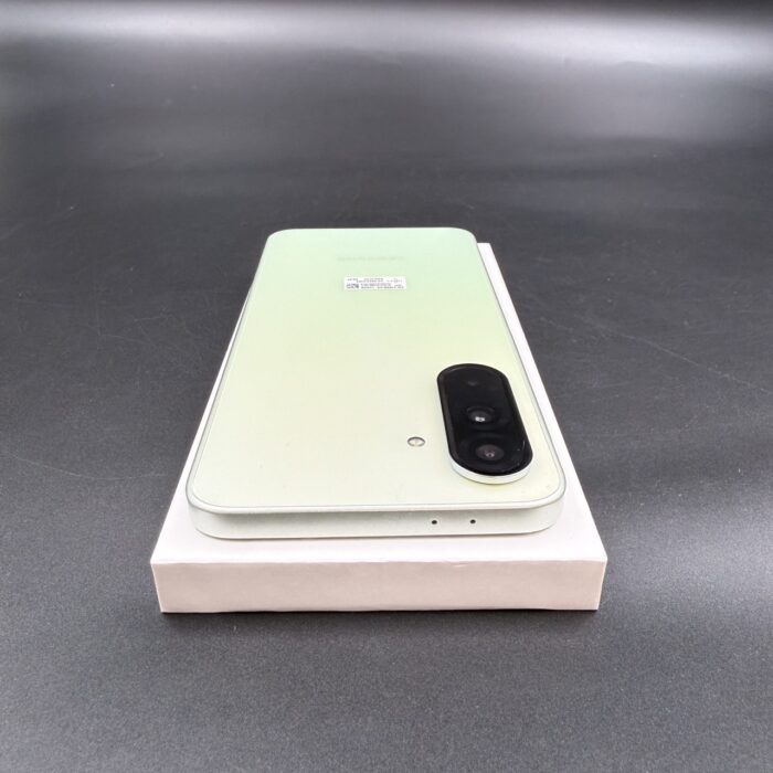 Samsung Galaxy A36 5G 128GB Lime - Image 6