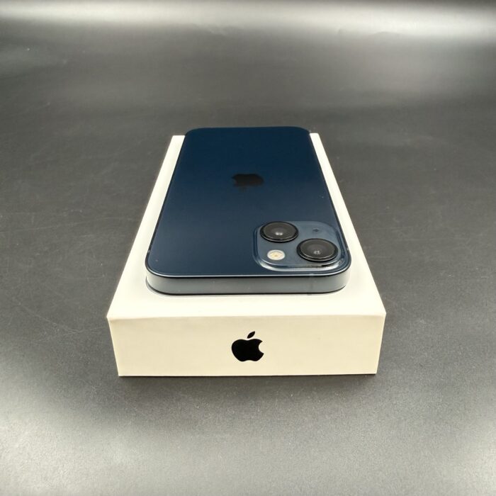 iPhone 13 128GB Midnight - Image 6