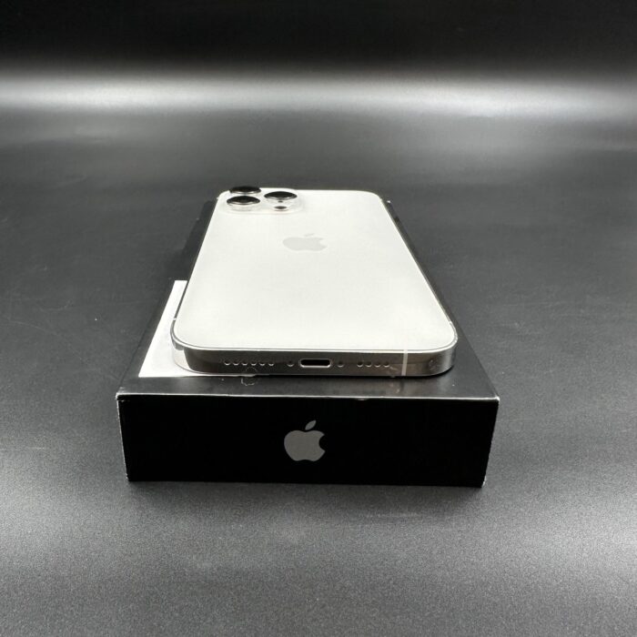 iPhone 13 Pro Max 256GB Silver - Image 4