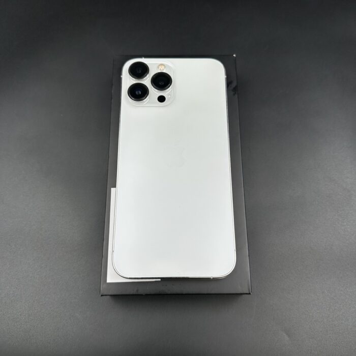 iPhone 13 Pro Max 256GB Silver - Image 10