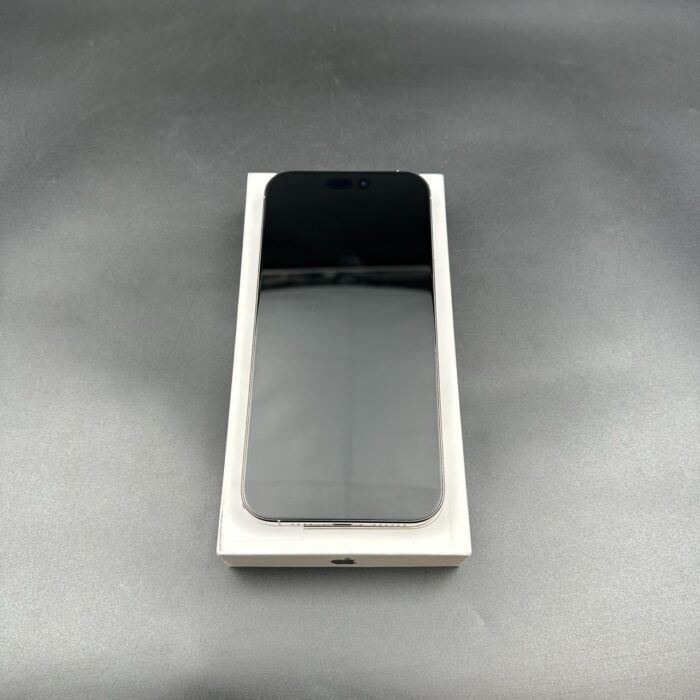 iPhone 16 Pro Max 256GB Natural Titanium - Image 9