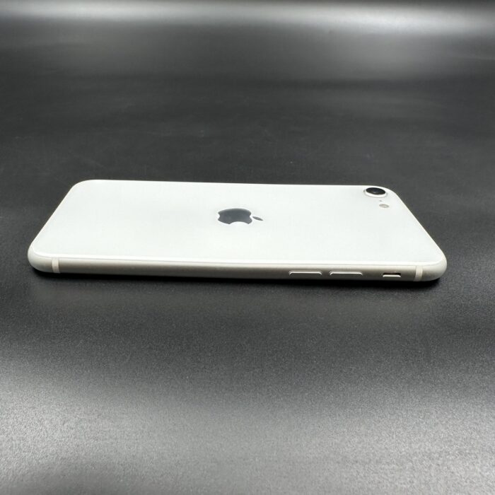 iPhone SE (2nd Gen) 64GB Silver - Image 4