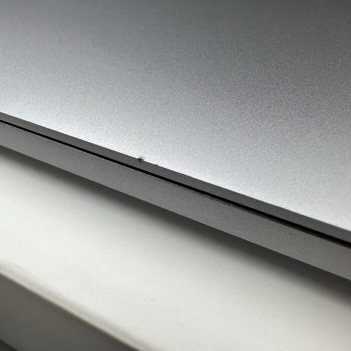 Macbook Pro 13" M2 8GB 256GB Space Grey - Image 8