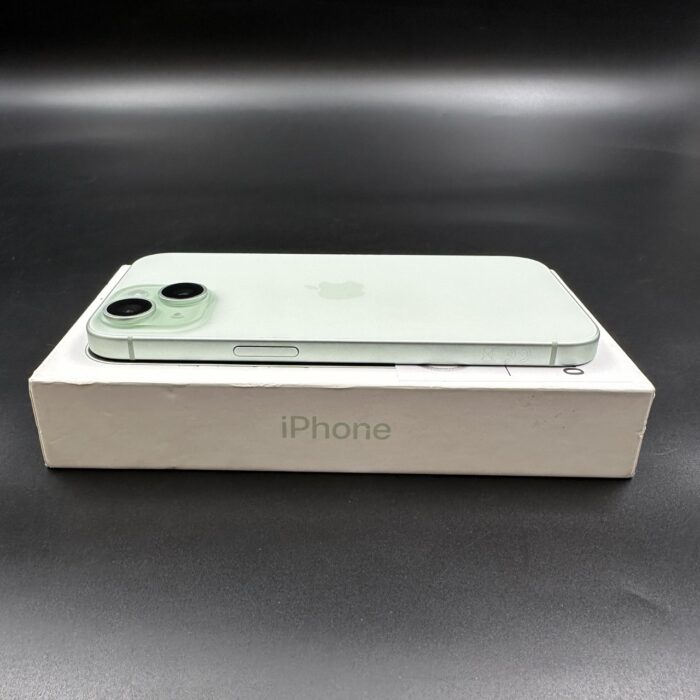 iPhone 15 256GB Green - Image 3