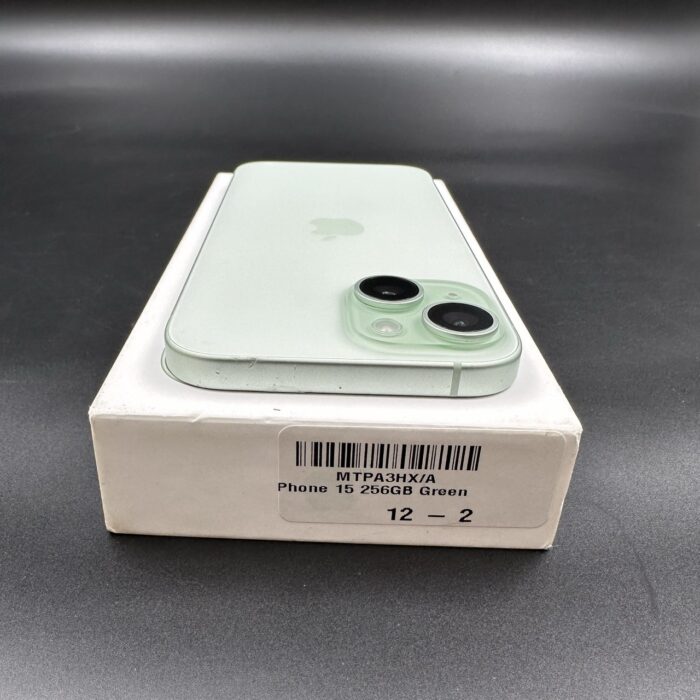 iPhone 15 256GB Green - Image 6