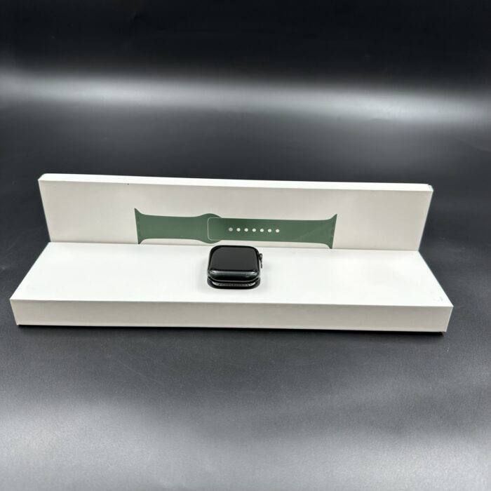 Apple Watch Series 7 45MM Green - Image 2