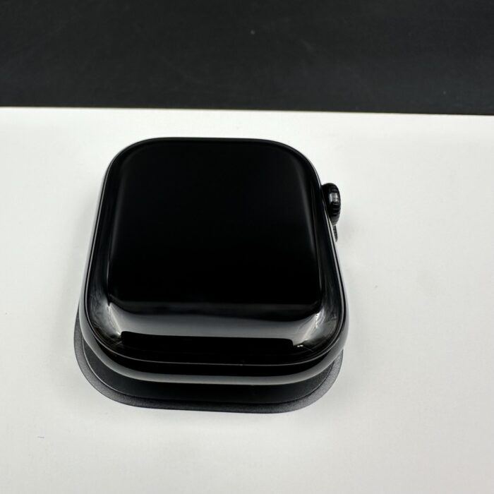 Apple Watch Series 10 42MM Jet Black - Image 3