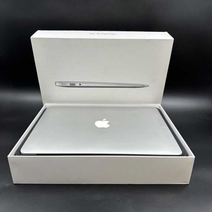 Macbook Air 13" 2017 1.8Ghz | 128GB SSD | 8GB Ram | Core i5 Silver - Image 2