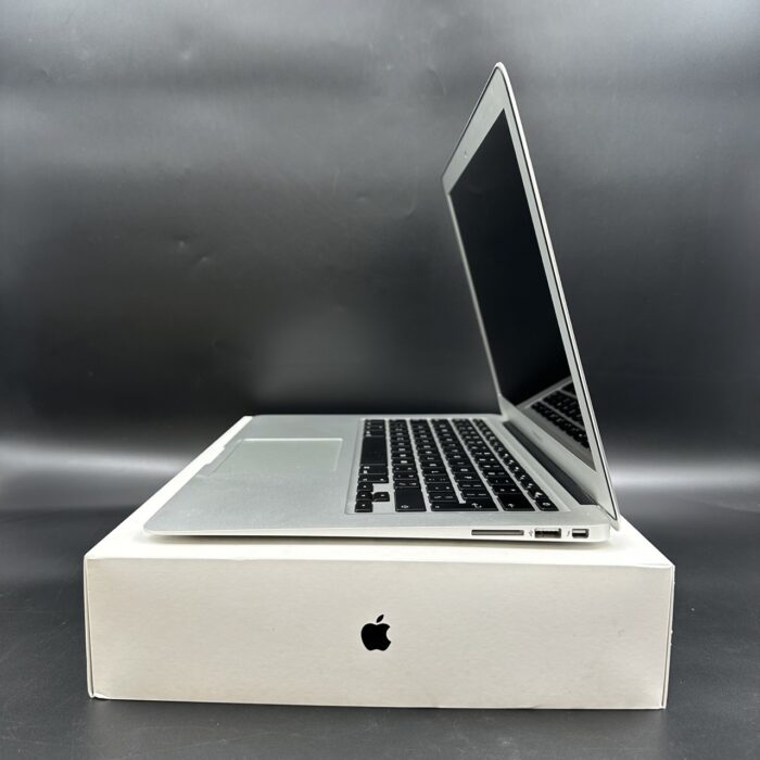 Macbook Air 13" 2017 1.8Ghz | 128GB SSD | 8GB Ram | Core i5 Silver - Image 5