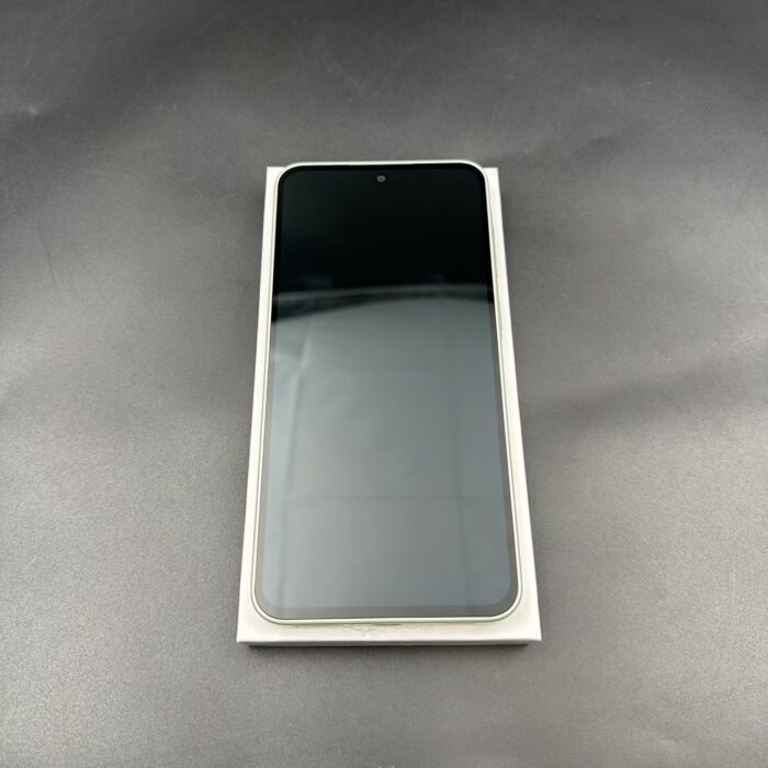 Samsung Galaxy A36 5G 128GB Lime - Image 9