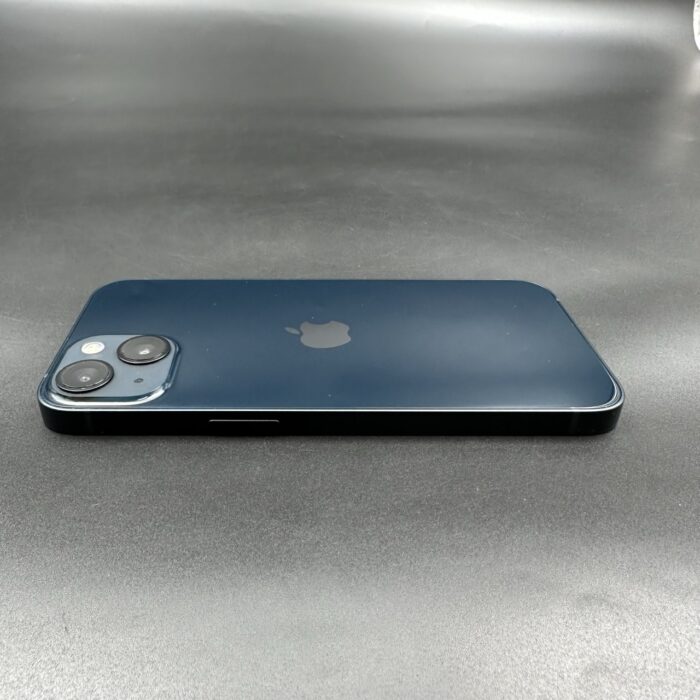 iPhone 13 128GB Midnight - Image 2