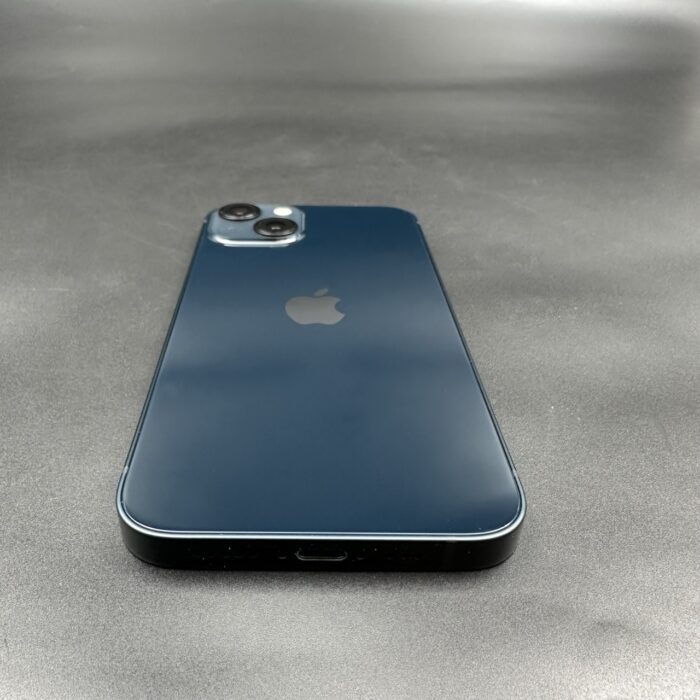 iPhone 13 128GB Midnight - Image 3