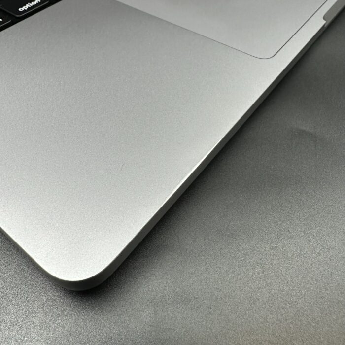 MacBook Pro 14" M2 Pro Chip 16GB Ram 1TB Space Grey - Image 4