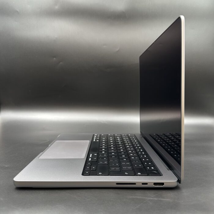 MacBook Pro 14" M2 Pro Chip 16GB Ram 1TB Space Grey - Image 5