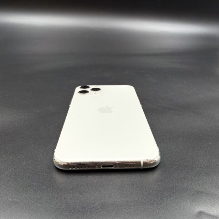 iPhone 11 Pro 256GB Silver - Image 3