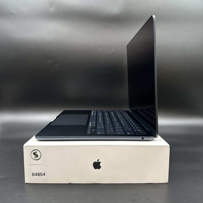 Macbook Air M3 13-inch 8GB 256GB Midnight - Image 5