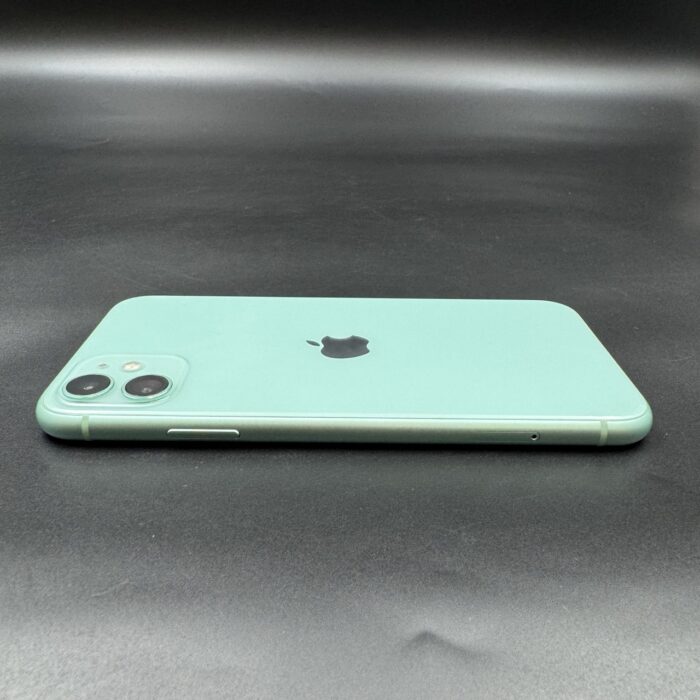 iPhone 11 64GB Green - Image 2